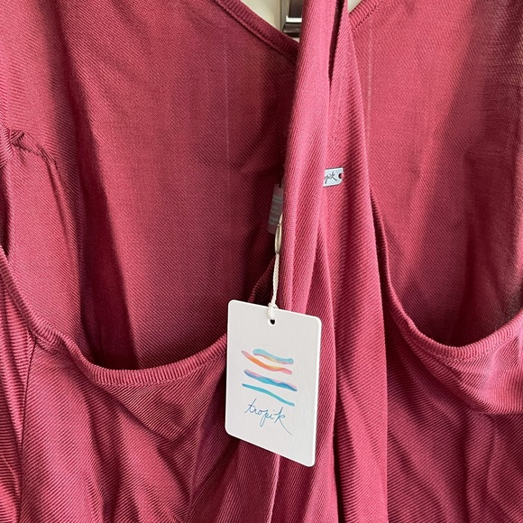 Burgundy Twist Back Short Dress - Picture 3 of 4